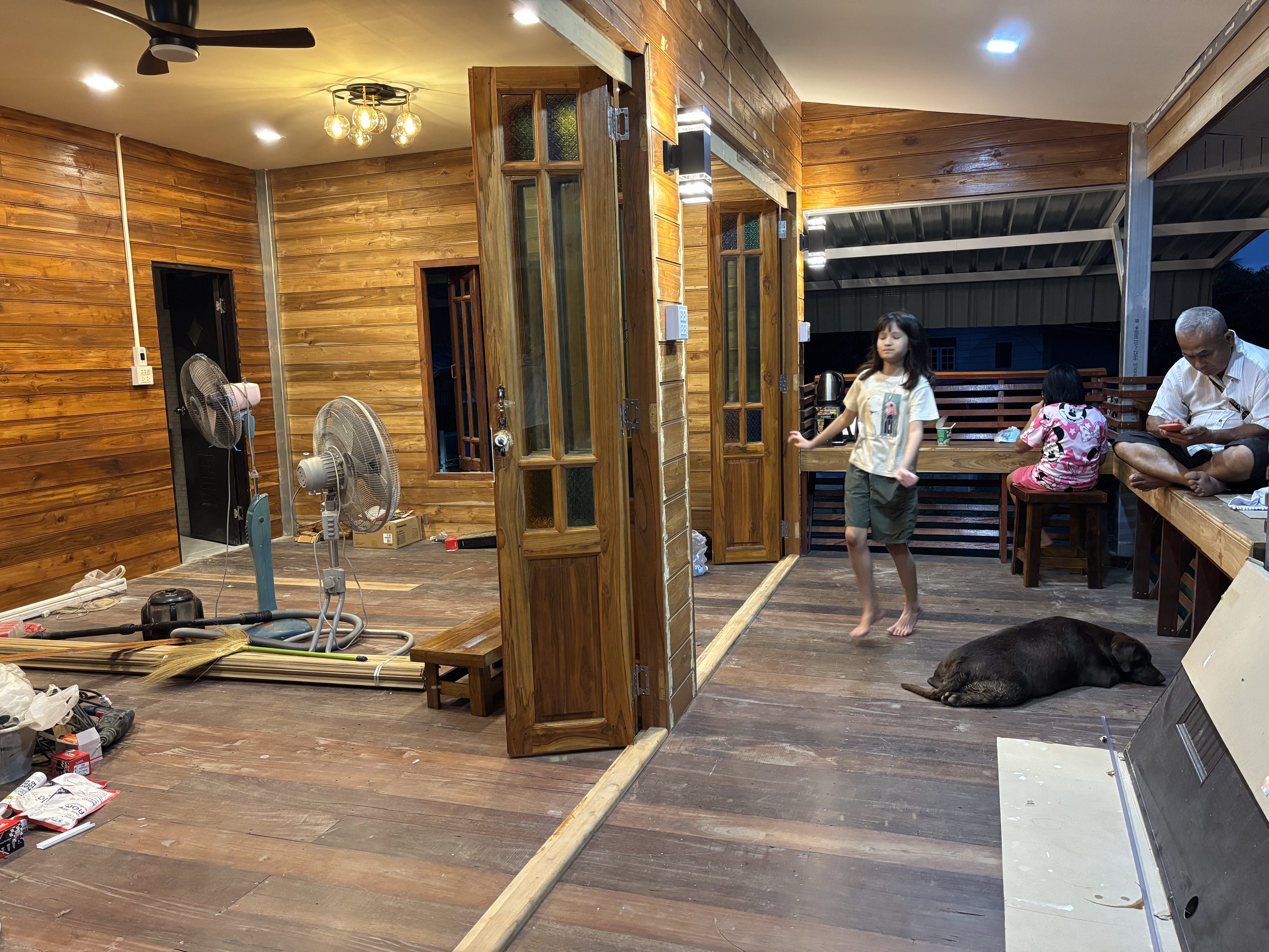 เล่นกับเพื่อน