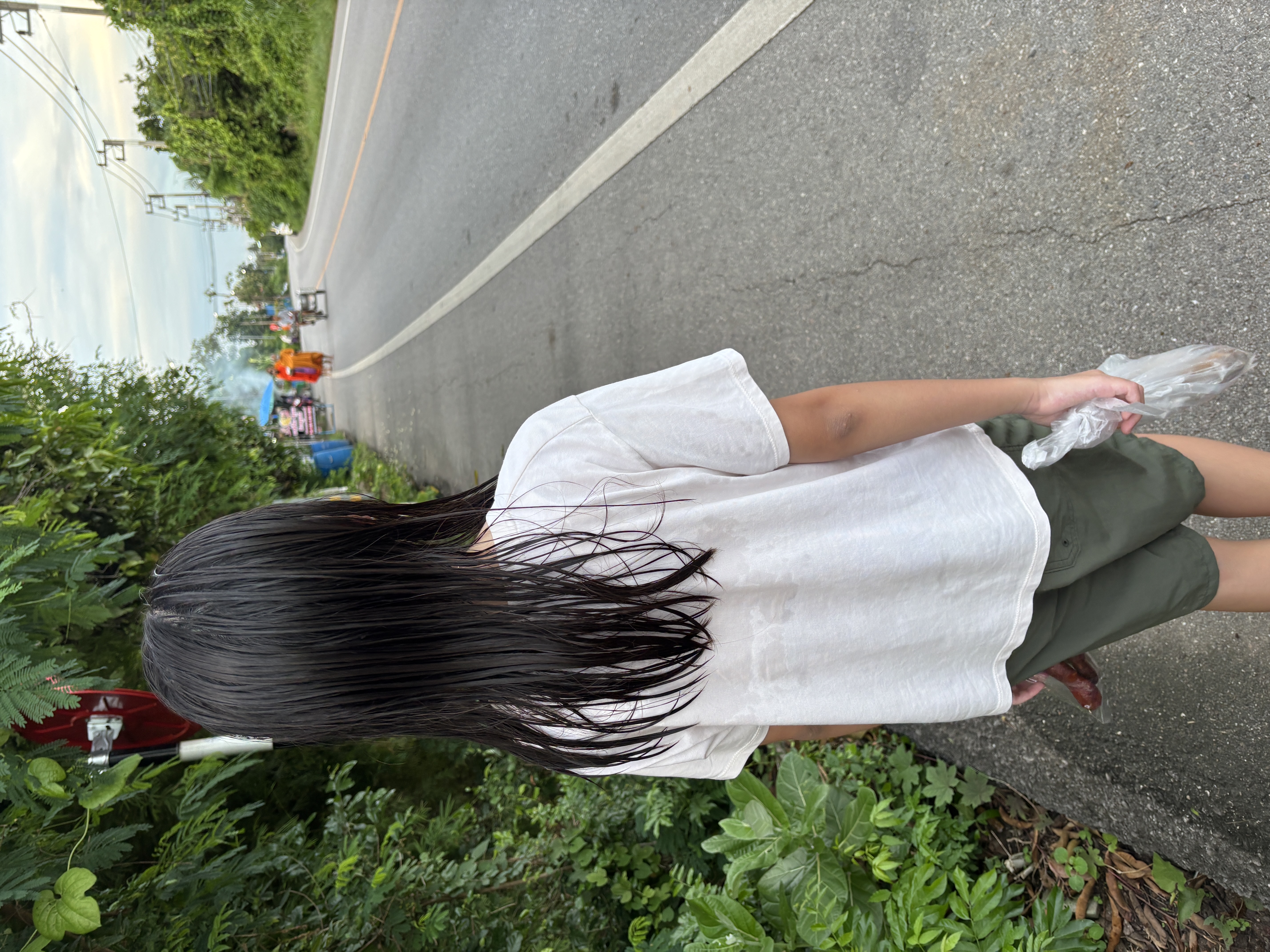 ใส่บาตร