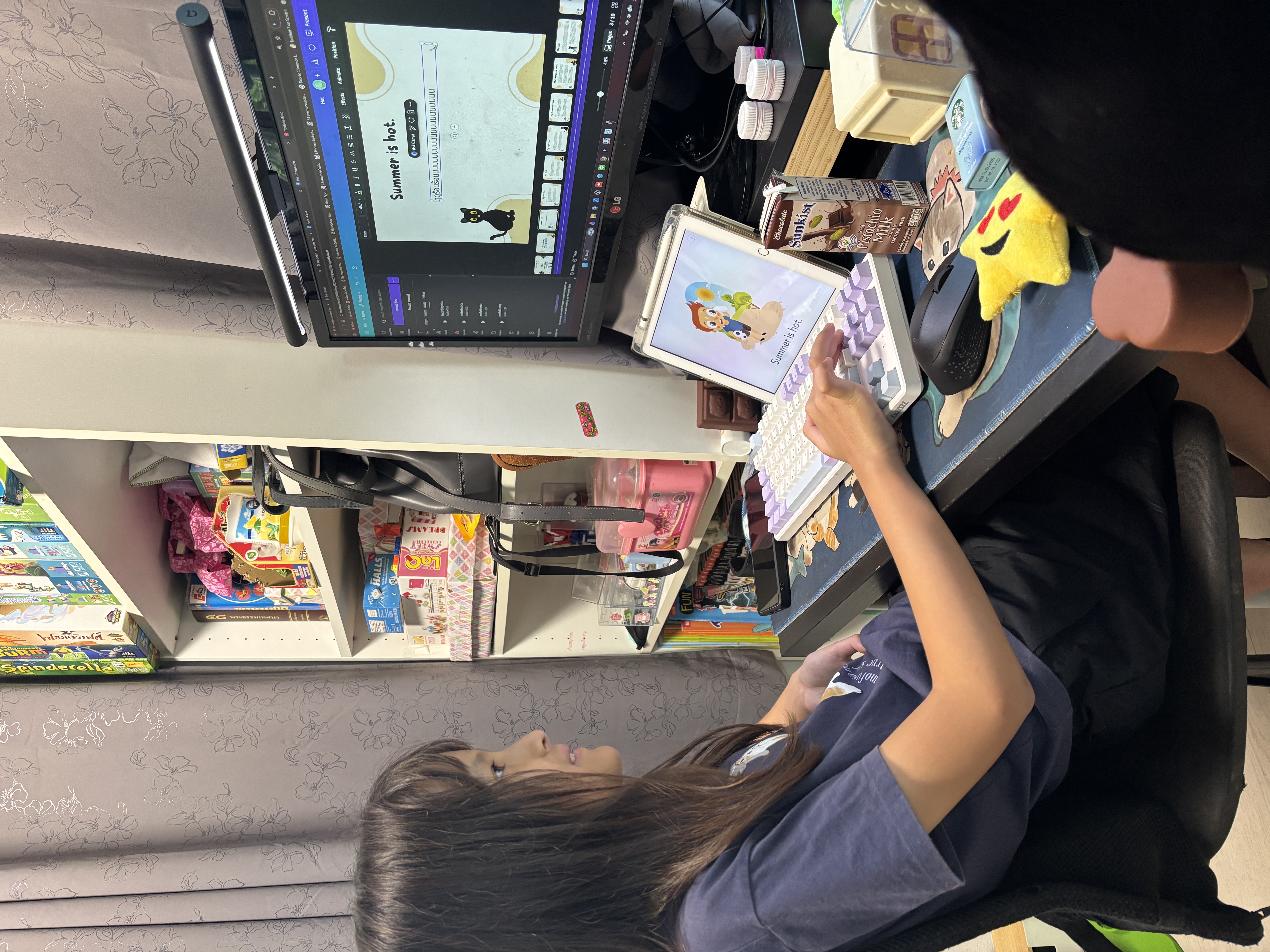 ฝึกเขียนภาษาอังกฤษ และภาษาไทย