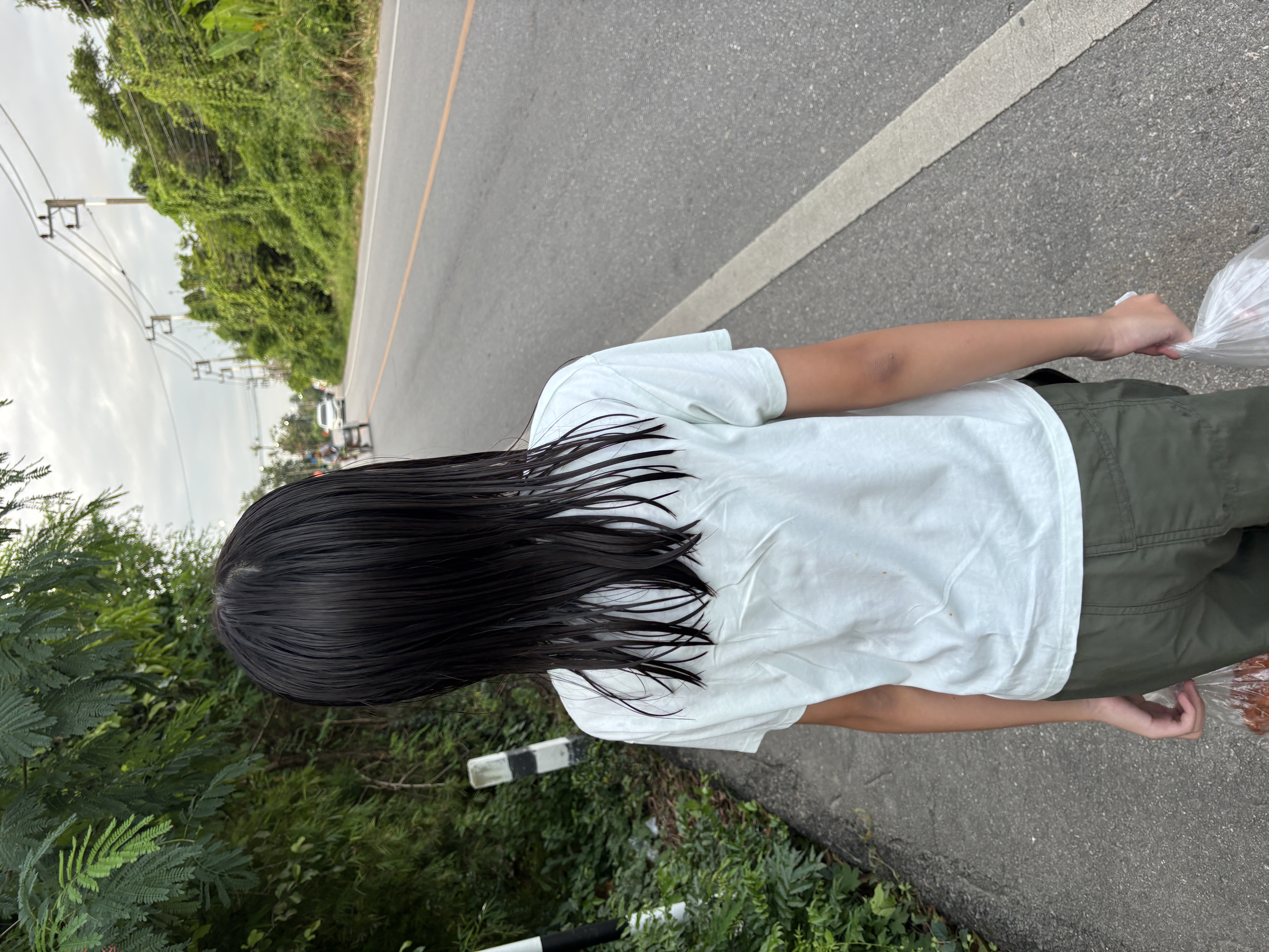 ใส่บาตร